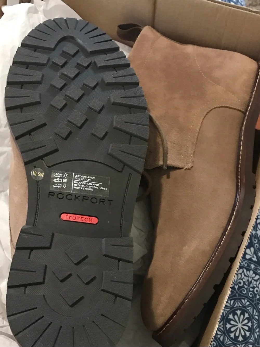 Rockport Men's Tan Suede Chukka Boots - Lace-Up Casual